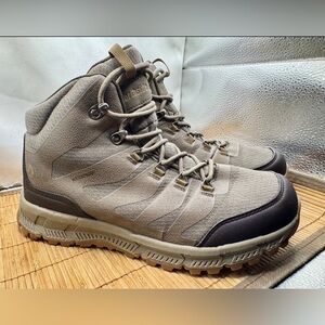 Northside - Men's Size 10.5 - Hargrove Mid Waterproof Hiking Boot.